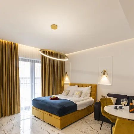 Apartament & Pool