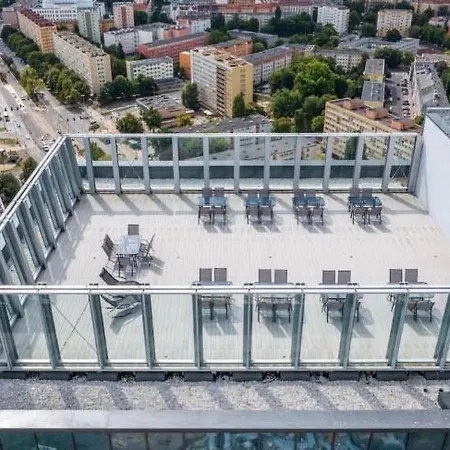 Apartament Hanza Tower Sunny 24 & Jacussi & Pool *