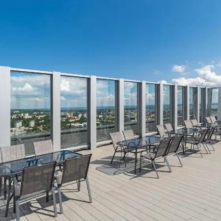 Hanza Tower Sunny 24 & Jacussi & Pool Apartment Szczecin